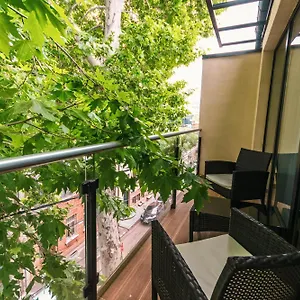 Otel Adora